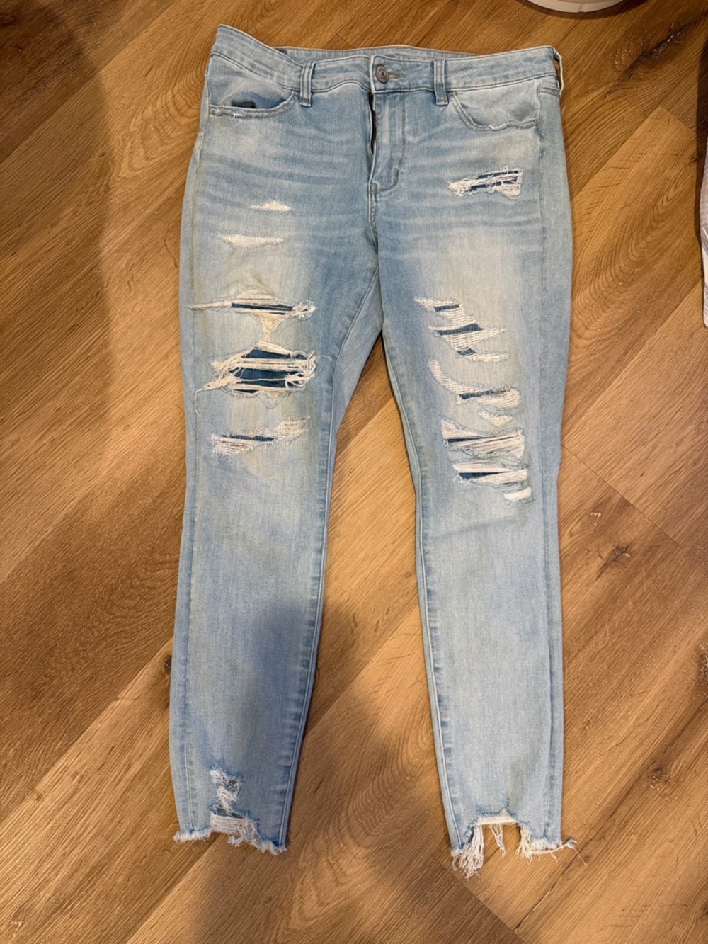 Light Blue Distressed Women's Jeans